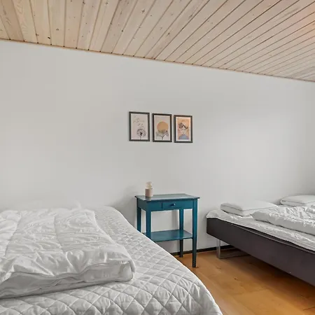 Vakantiehuis Modernized On With Water Views And Enclosed Terrace *