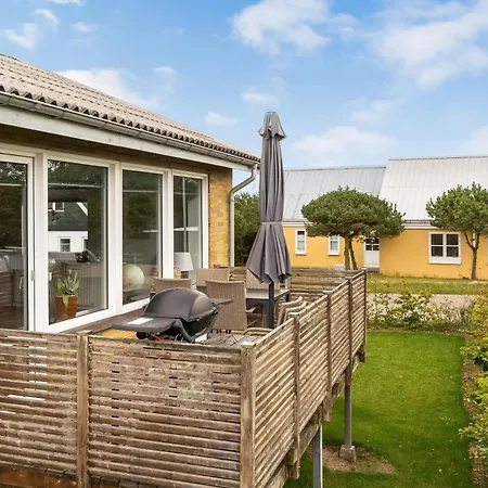 Modernized On With Water Views And Enclosed Terrace * Fur